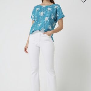 Linen Turtles Novelty Print By Christian Berg, Short Sleeve Top, Size M, NWT